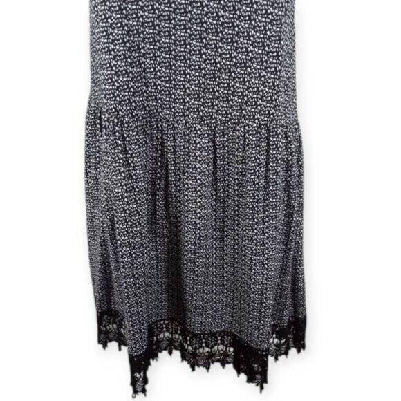 LOVE SADIE WHITE & BLACK TRAPEZE DRESS SZ.S EUC. - Picture 4 of 7